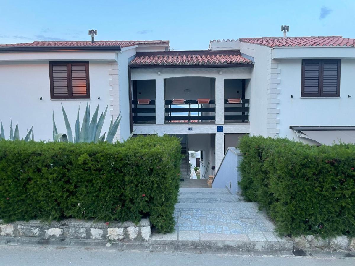 ראבני Residence4A-Appartamento Rosso מראה חיצוני תמונה