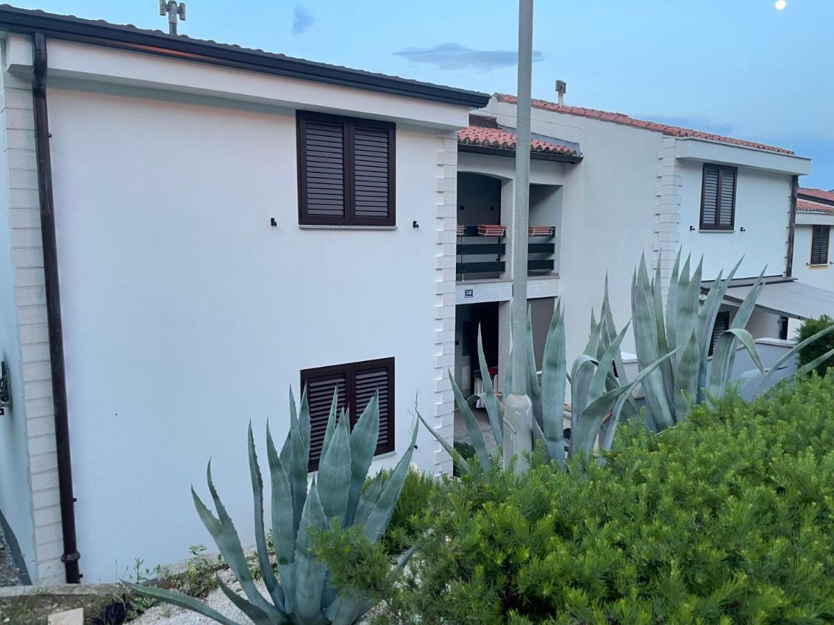 ראבני Residence4A-Appartamento Rosso מראה חיצוני תמונה