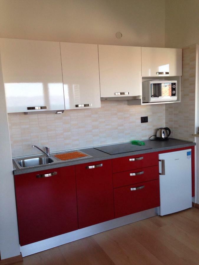 ראבני Residence4A-Appartamento Rosso מראה חיצוני תמונה